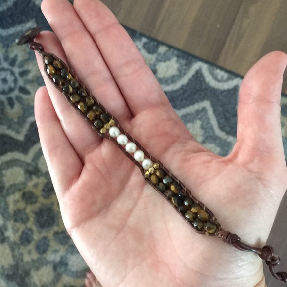 Leather tigers eye and pearl wrap bracelet - Picture 3 of 3